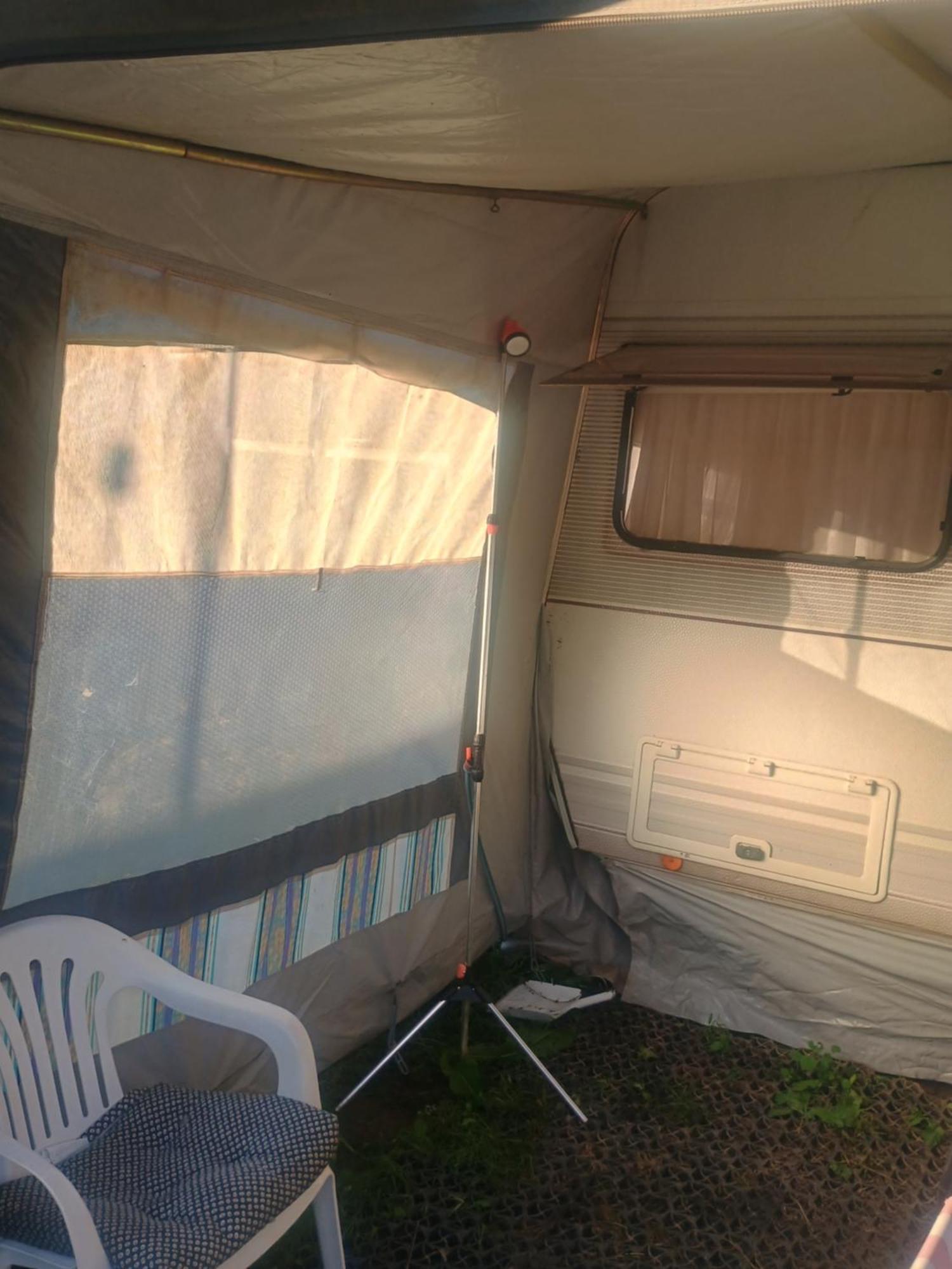 Wildcamp Resort Masseria La Murgia Unterkunft In Einem Wohnwagen Rimbach  Exteriör bild